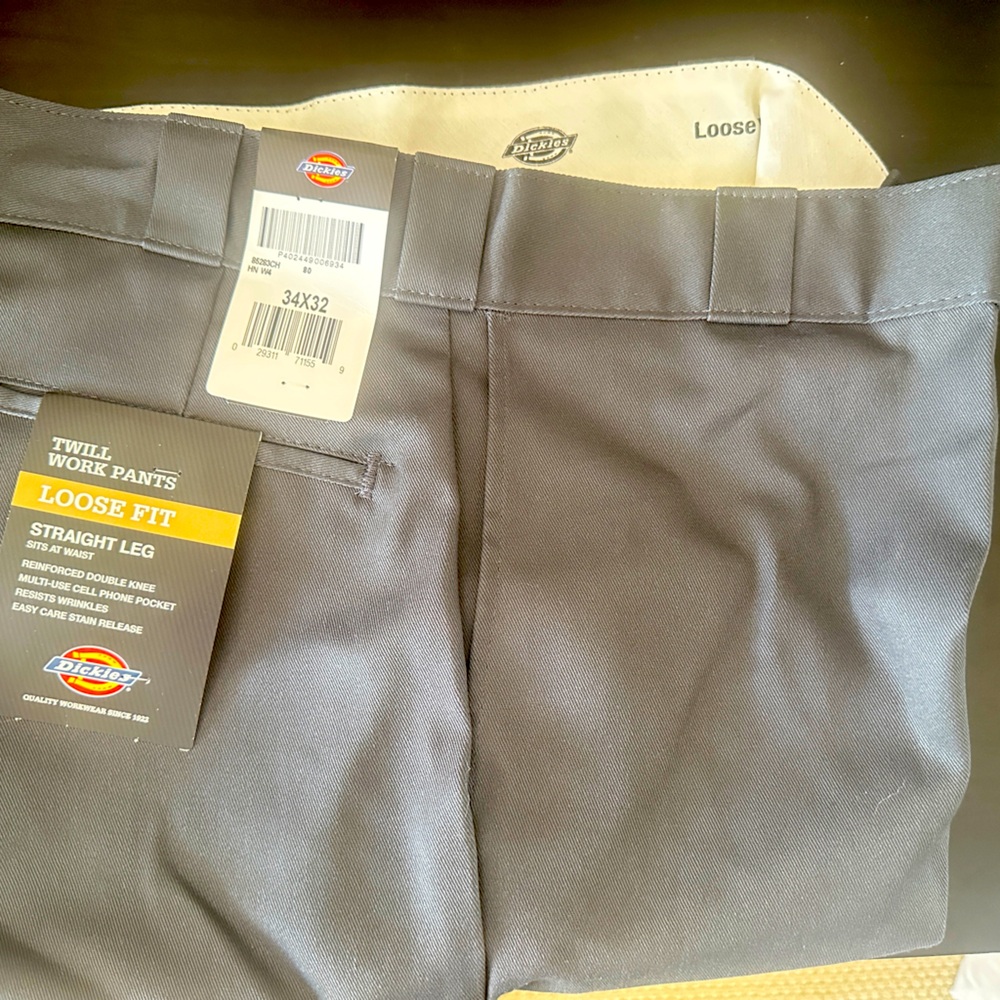 Men Dickies 34x32 Twill Work Pant Loose Fit Straight Leg. New w/tags. Charcoal.